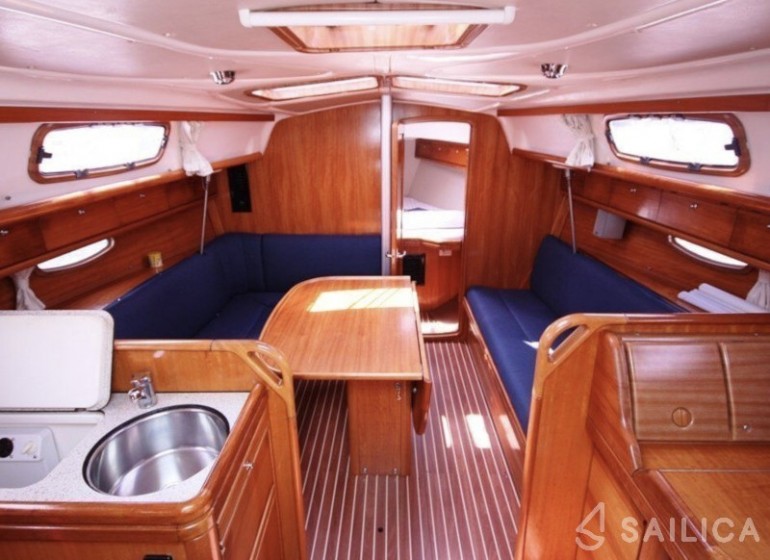 Bavaria 33 - Yacht Charter Sailica