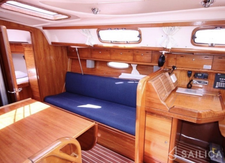 Bavaria 33 - Yacht Charter Sailica