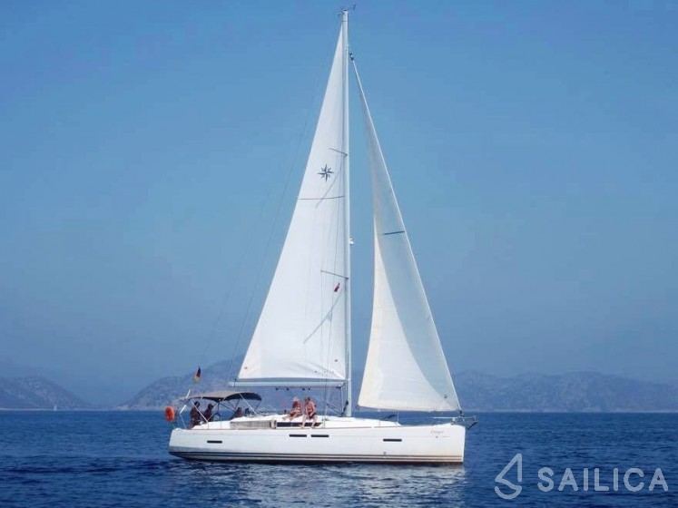 Sun Odyssey 409 - Yacht Charter Sailica