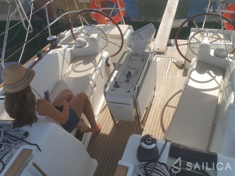 Sun Odyssey 409 - Yacht Charter Sailica