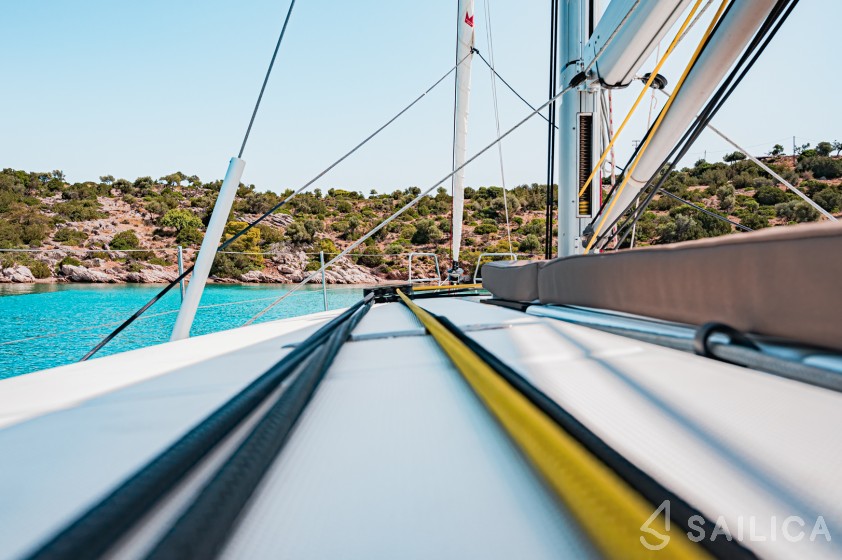 Sun Odyssey 490 - Yacht Charter Sailica