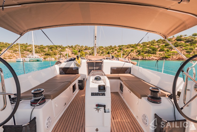 Sun Odyssey 490 - Yacht Charter Sailica