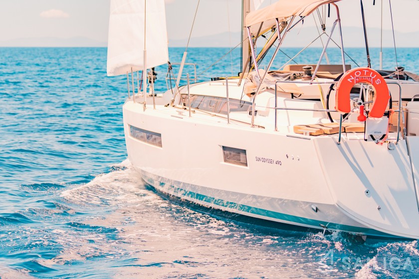 Sun Odyssey 490 - Yacht Charter Sailica