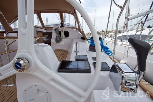 Elan 40 Impression - Yacht Charter Sailica