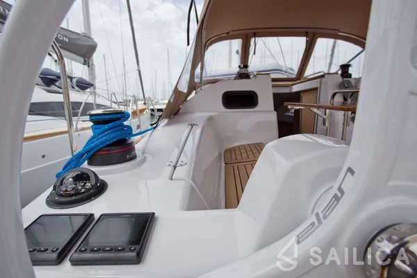 Elan 40 Impression - Yacht Charter Sailica