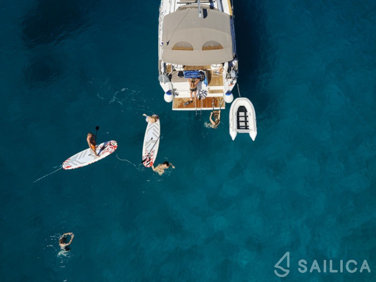 Dufour 520 Grand Large - Yacht Charter Sailica