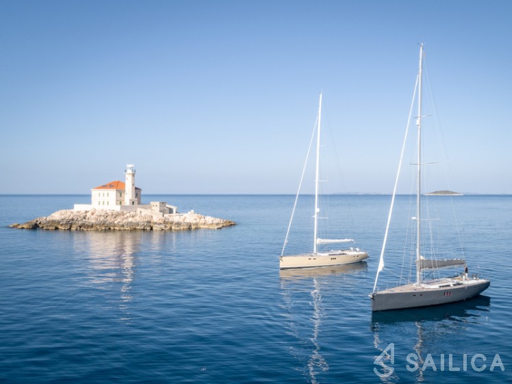 Hanse 630e - Yacht Charter Sailica