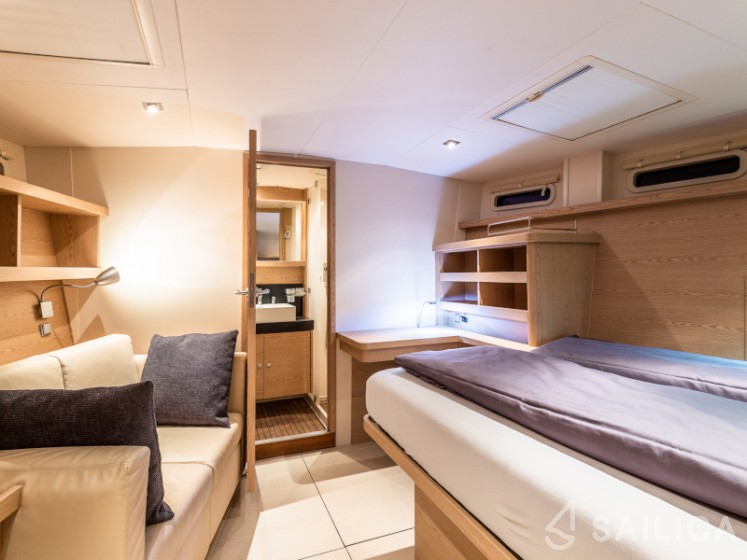 Hanse 630e - Yacht Charter Sailica