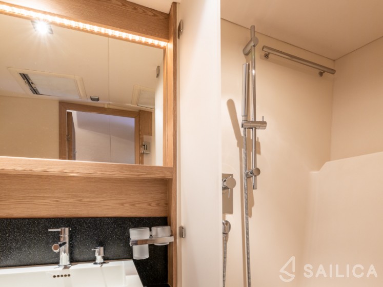 Hanse 630e - Yacht Charter Sailica