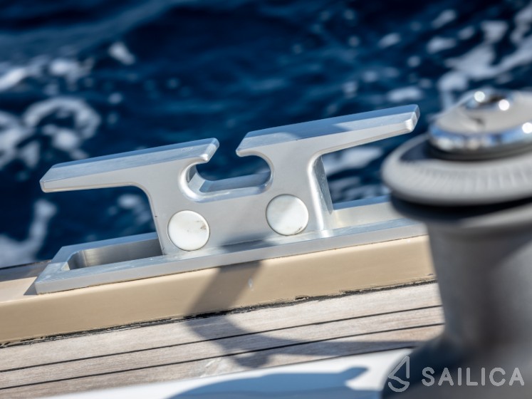 Hanse 630e - Yacht Charter Sailica