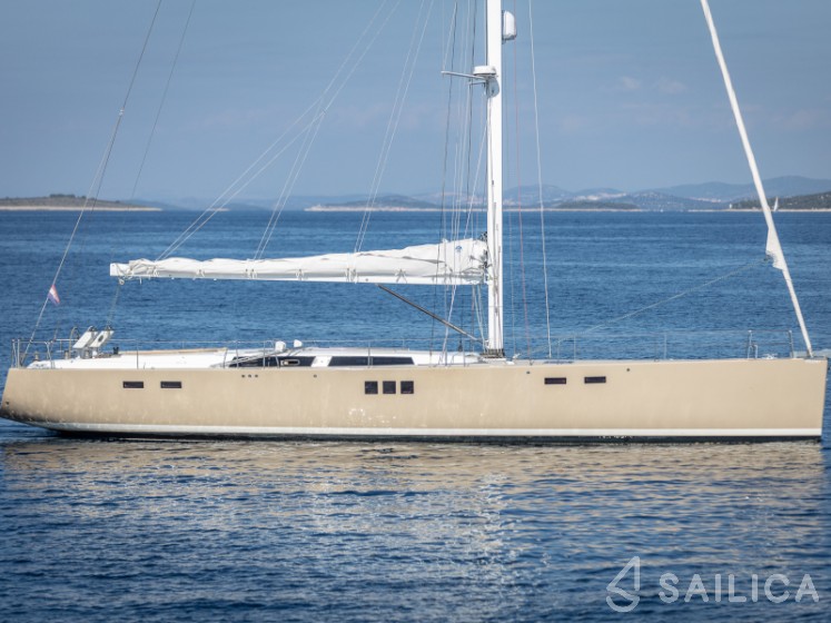 Hanse 630e - Yacht Charter Sailica