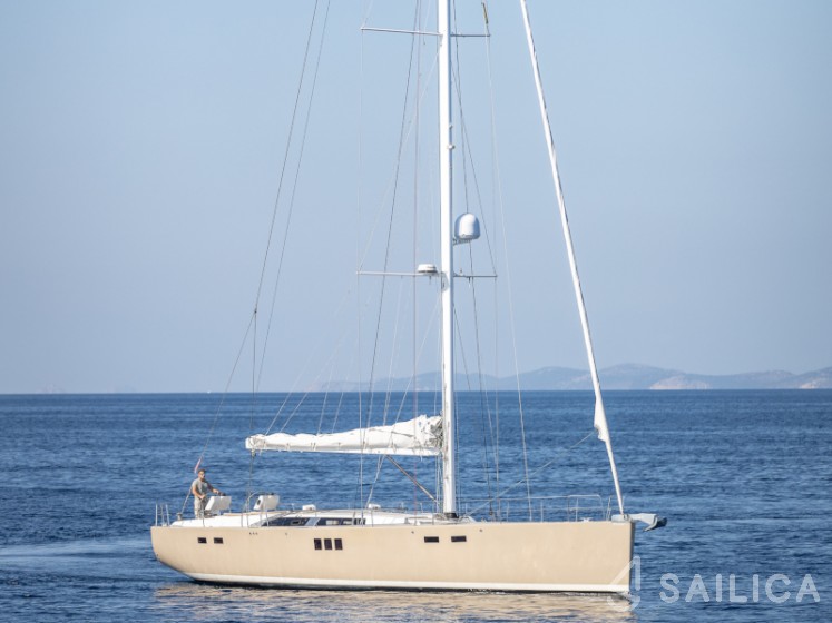Hanse 630e - Yacht Charter Sailica