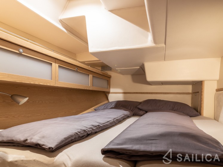 Hanse 630e - Yacht Charter Sailica