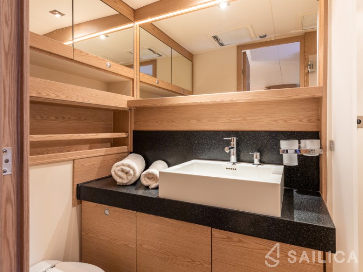 Hanse 630e - Yacht Charter Sailica