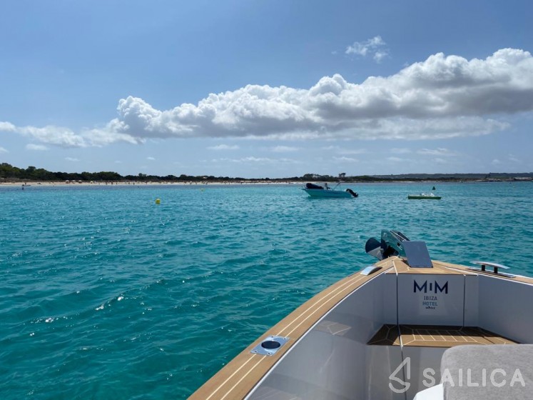 Fjord 44 Open - Yacht Charter Sailica