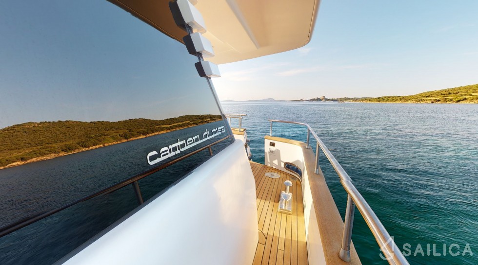 Akhir 85 - Yacht Charter Sailica