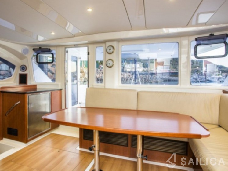 Leopard 44 - Yacht Charter Sailica