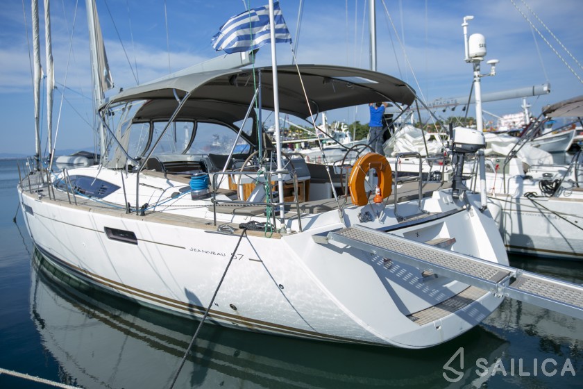 Jeanneau 57 - Yacht Charter Sailica