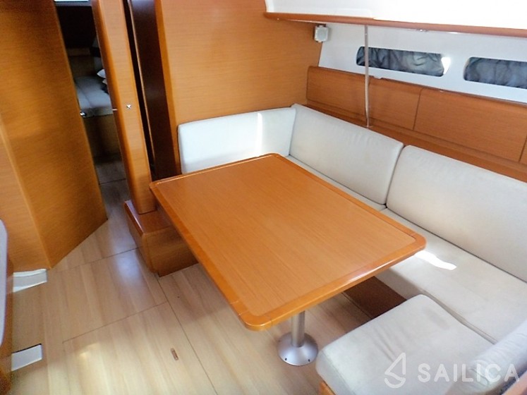 Sun Odyssey 439 - Yacht Charter Sailica