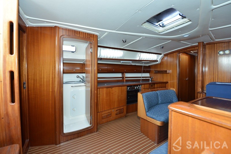 Bavaria 44 - Yacht Charter Sailica