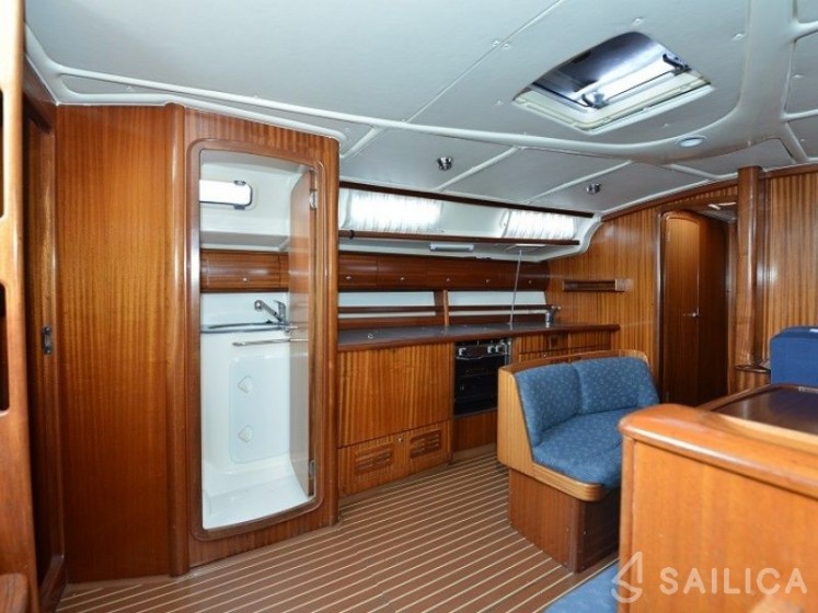 Bavaria 44 - Yacht Charter Sailica
