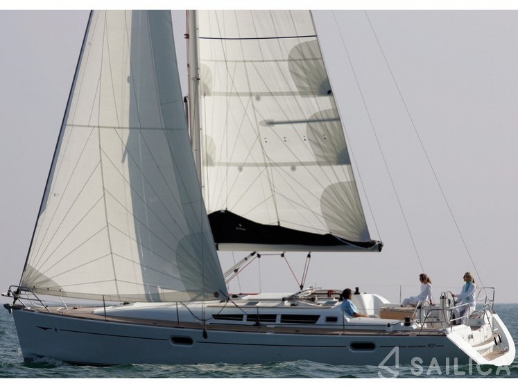 Sun Odyssey 42i - Yacht Charter Sailica