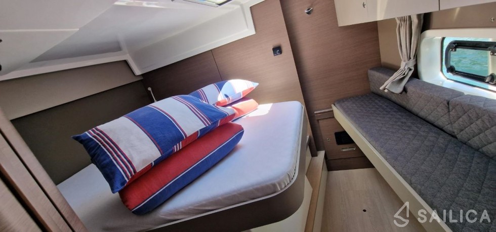 Bali Catspace - Yacht Charter Sailica