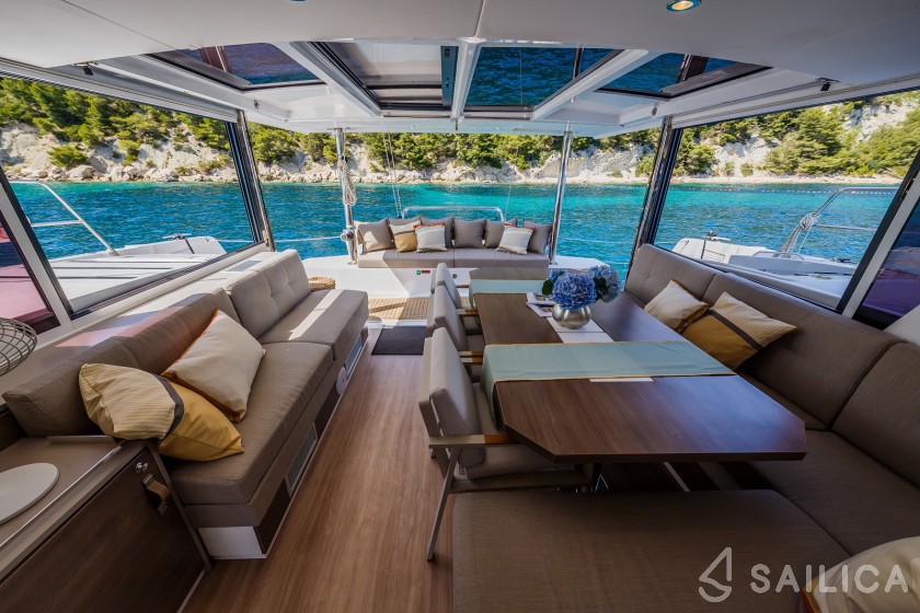 Bali 4.6 - Yacht Charter Sailica