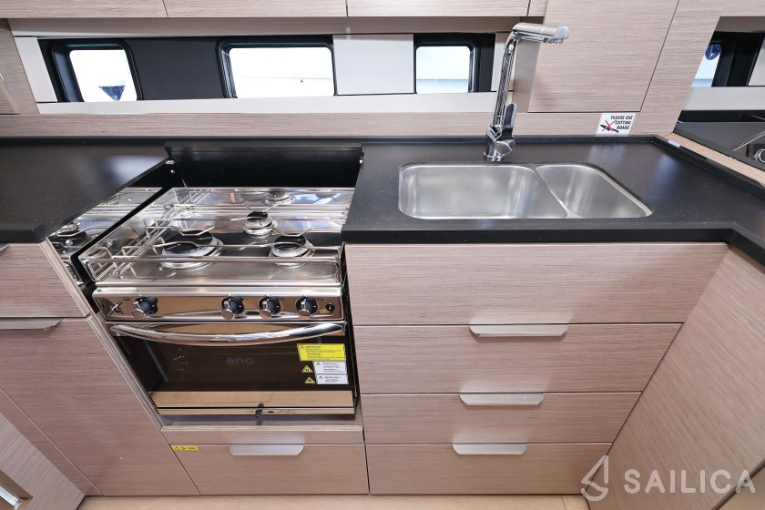 Hanse 460 - Yacht Charter Sailica