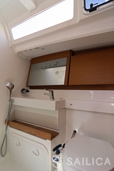 Sun Odyssey 440 - Yacht Charter Sailica