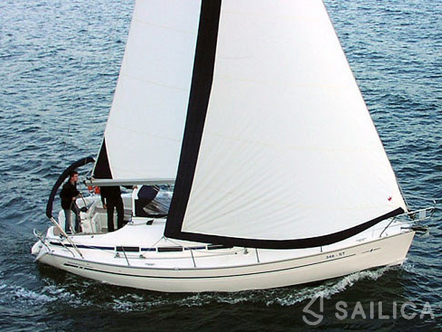 Bavaria 32 - Yacht Charter Sailica