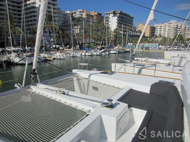 Lagoon 450 - Yacht Charter Sailica