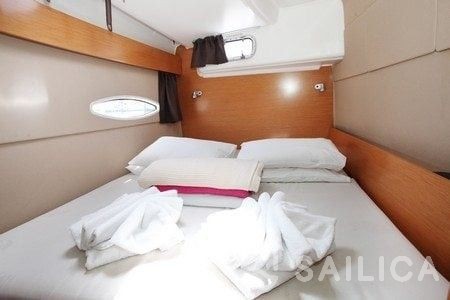 Lipari 41 - Yacht Charter Sailica