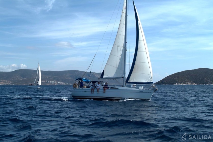 Sun Odyssey 37 - Yacht Charter Sailica