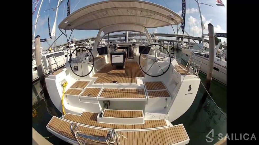 Oceanis 45 - Yacht Charter Sailica