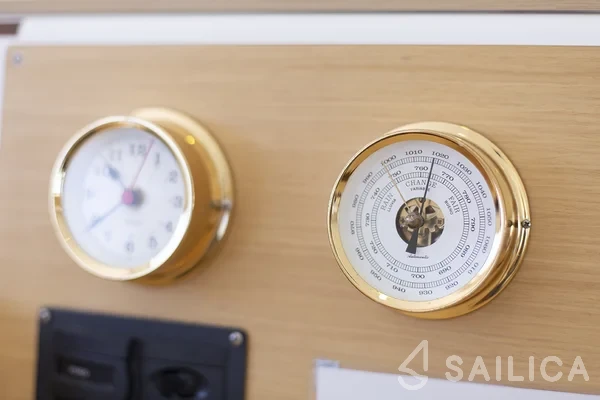 Lagoon 421 - Yacht Charter Sailica