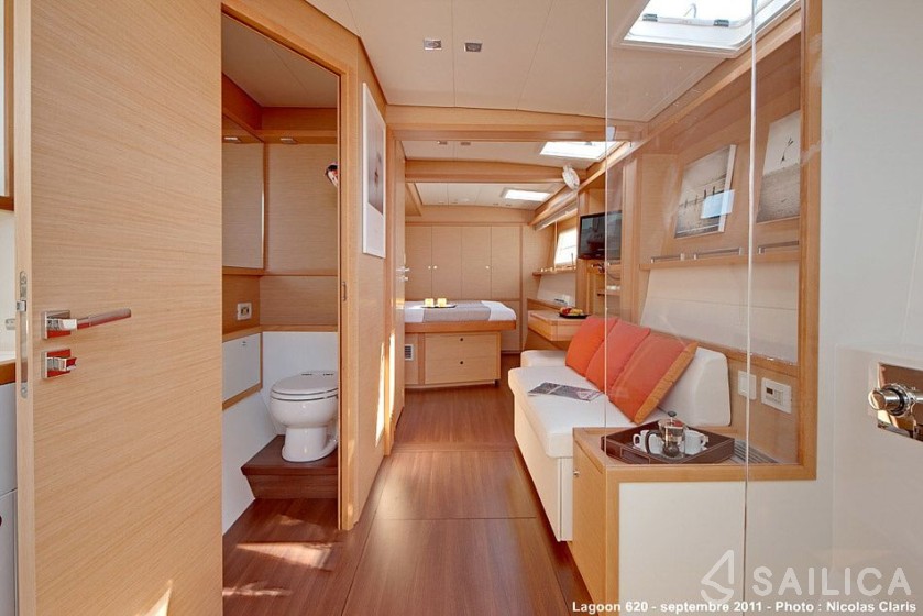 Lagoon 620 - Yacht Charter Sailica