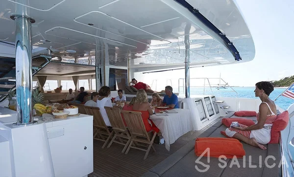 Lagoon 620 - Yacht Charter Sailica