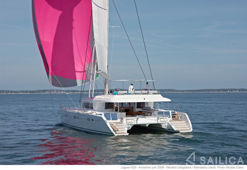 Lagoon 620 - Yacht Charter Sailica
