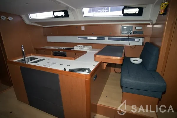 Bavaria Cruiser 56 - Yacht Charter Sailica