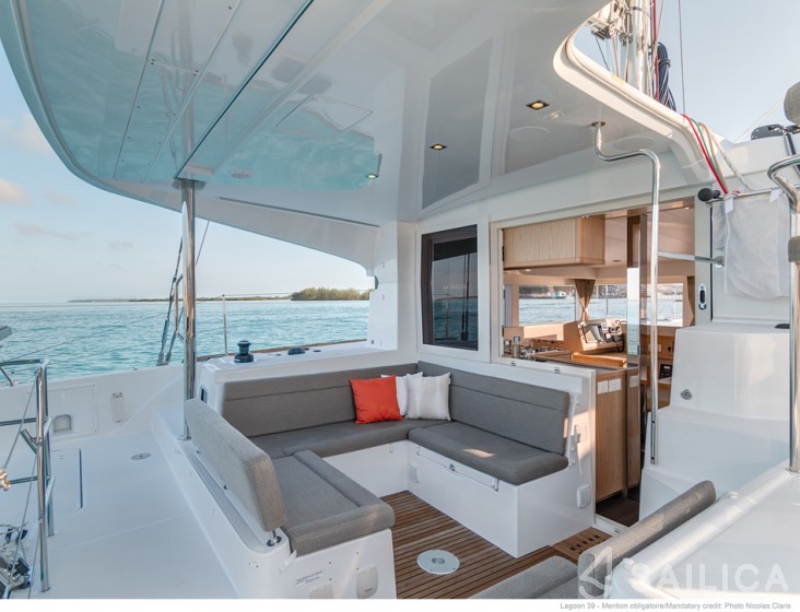 Lagoon 39 - 4 + 2 cab. - Yacht Charter Sailica