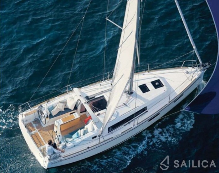 Oceanis 35.1 - Yacht Charter Sailica