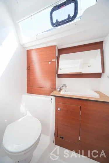 Dufour 460 GL - Photo #66 Dufour 460 GL - Yacht Charter Sailica