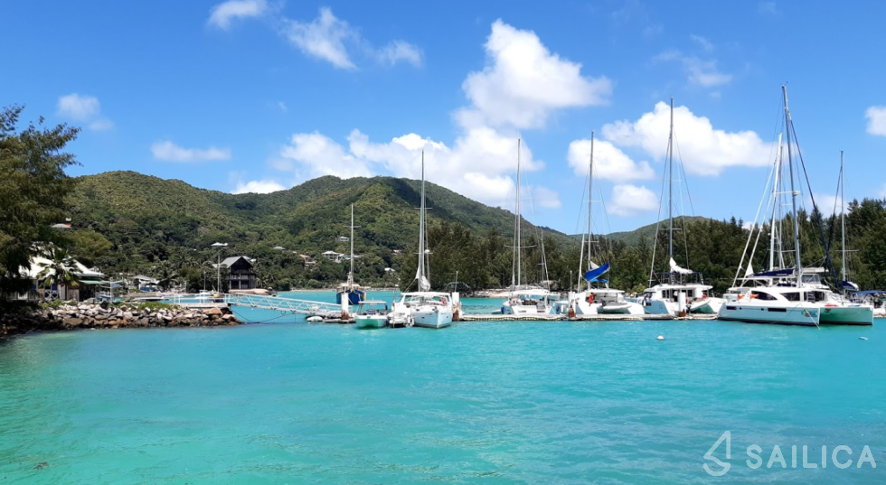 Lagoon 52F - Yacht Charter Sailica