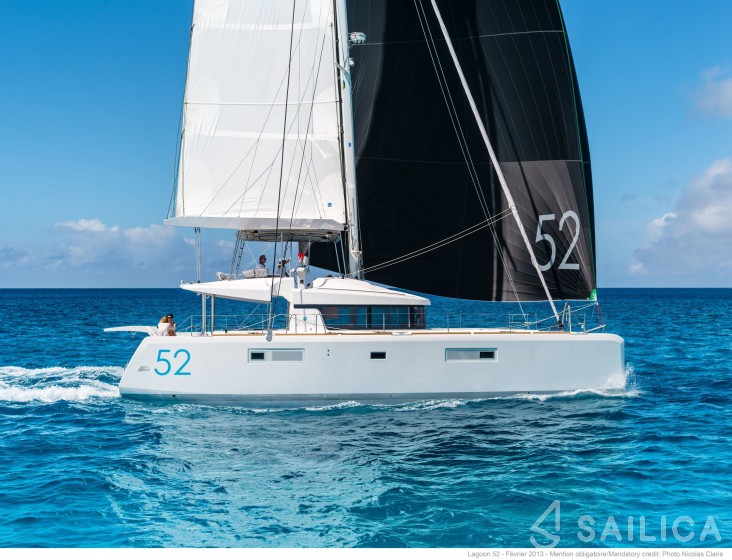 Lagoon 52F - Yacht Charter Sailica