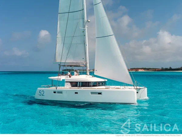 Lagoon 52F - Yacht Charter Sailica