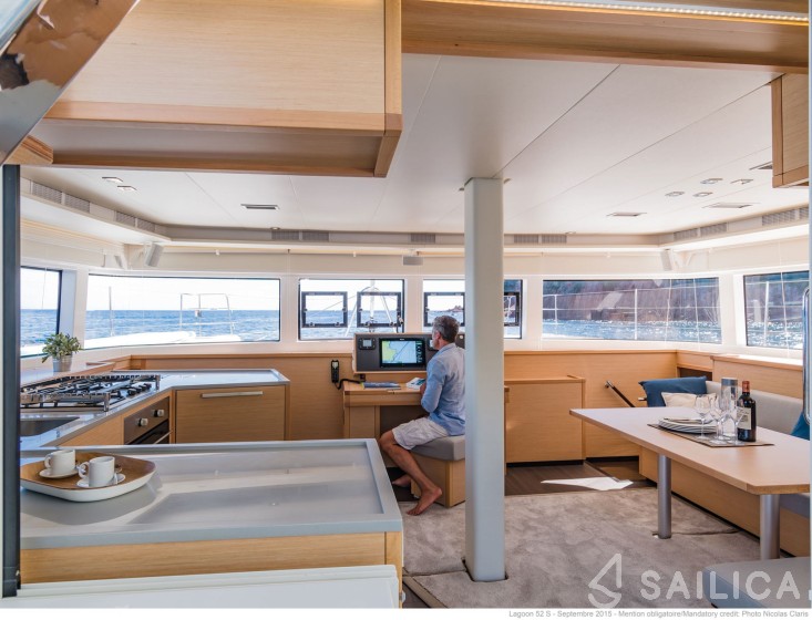 Lagoon 52F - Yacht Charter Sailica