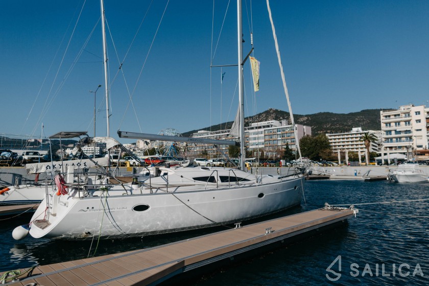 Elan 434 - Yacht Charter Sailica