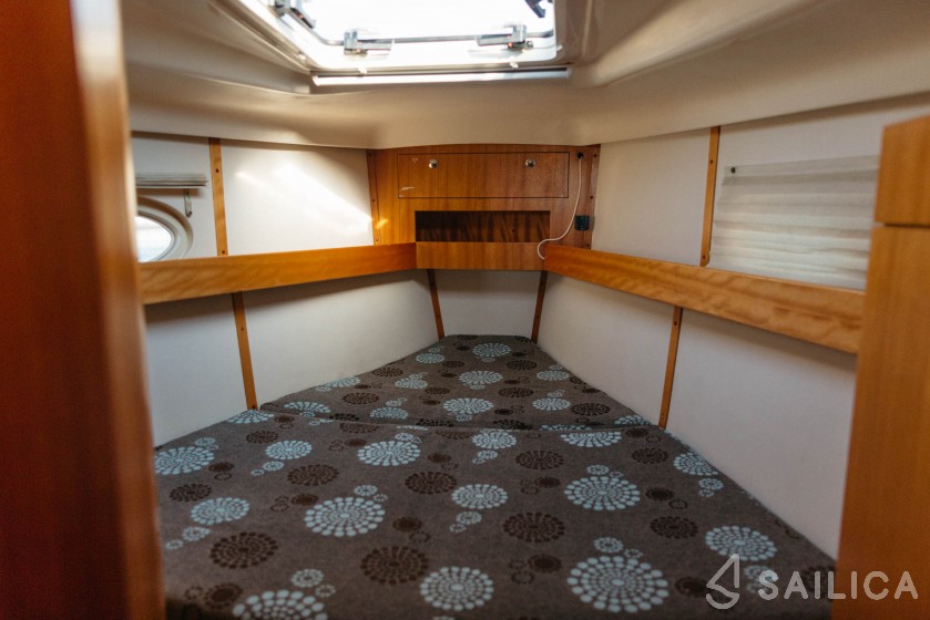 Elan 434 - Yacht Charter Sailica