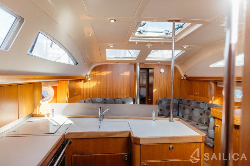 Elan 434 - Yacht Charter Sailica